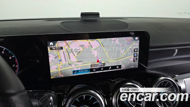 Mercedes-Benz GLB-Class (X247) GLB250 4MATIC 2022 — фото 15