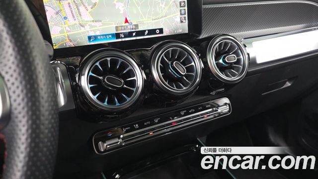 Mercedes-Benz GLB-Class (X247) GLB250 4MATIC 2022 — фото 17