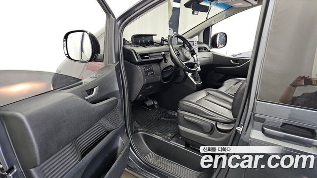 Hyundai Staria Cargo 3-Seater Modern 2022 — фото 10
