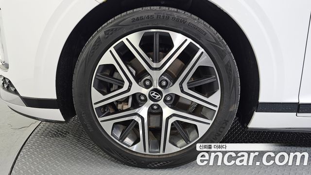 Hyundai Grandeur (GN7) 3.5 LPG 2WD Premium 2023 — фото 5