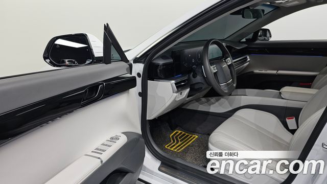 Hyundai Grandeur (GN7) 3.5 LPG 2WD Premium 2023 — фото 10
