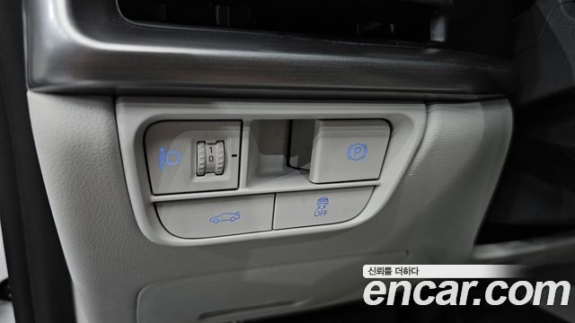 Hyundai Grandeur (GN7) 3.5 LPG 2WD Premium 2023 — фото 19