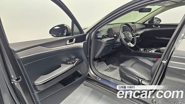 Kia K5 (III) 2.0 Prestige 2025 — фото 10