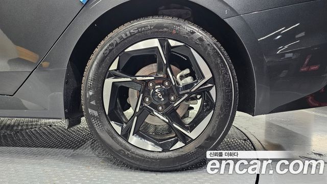 Kia K5 (III) 2.0 Prestige 2025 — фото 27