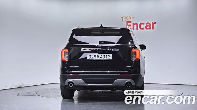 Ford Explorer (VI) 2.3 LimIted 4WD 2020 — фото 4