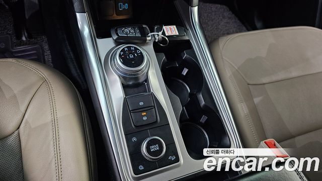 Ford Explorer (VI) 2.3 LimIted 4WD 2020 — фото 9