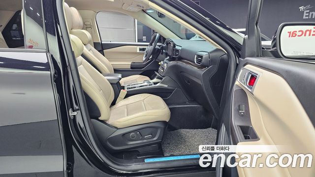 Ford Explorer (VI) 2.3 LimIted 4WD 2020 — фото 11