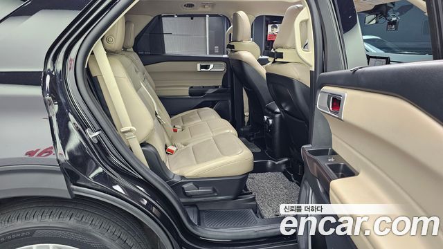 Ford Explorer (VI) 2.3 LimIted 4WD 2020 — фото 12