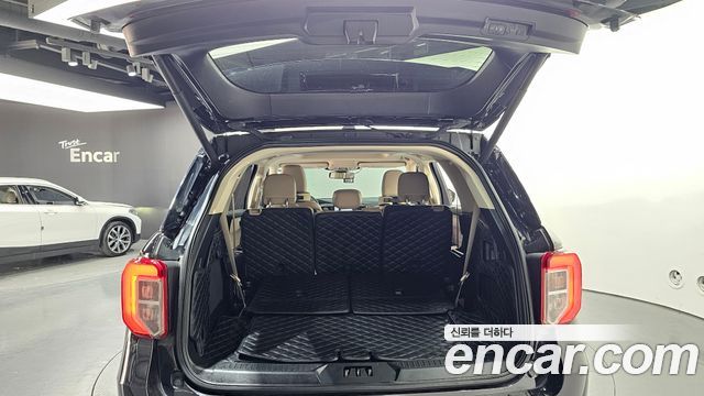 Ford Explorer (VI) 2.3 LimIted 4WD 2020 — фото 20