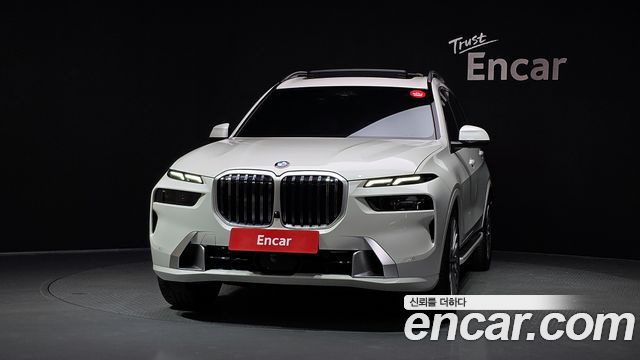 BMW X7 (G07) xDrive 40i Design Pure Excellence 7-Seater 2024 — фото 3