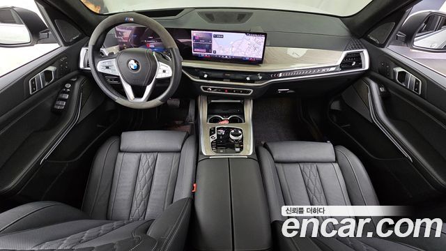 BMW X7 (G07) xDrive 40i Design Pure Excellence 7-Seater 2024 — фото 7