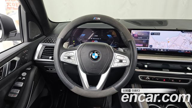 BMW X7 (G07) xDrive 40i Design Pure Excellence 7-Seater 2024 — фото 13
