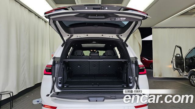 BMW X7 (G07) xDrive 40i Design Pure Excellence 7-Seater 2024 — фото 20
