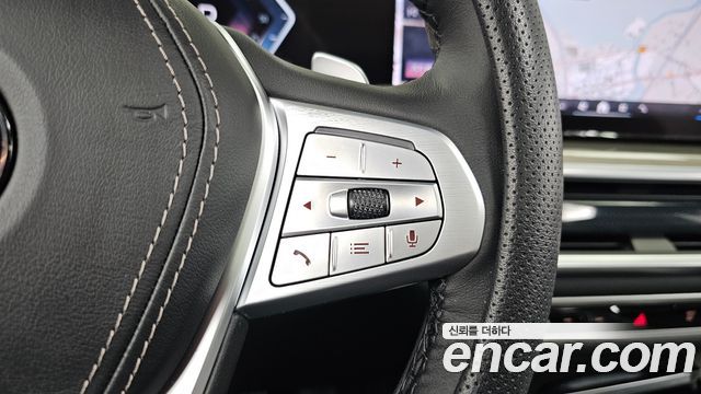 BMW X7 (G07) xDrive 40i Design Pure Excellence 7-Seater 2024 — фото 27