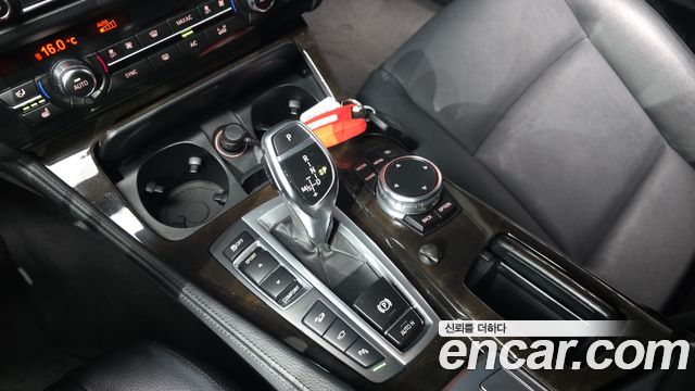 BMW 5 Series (F10) 528i xDrive M Aero Dynamic 2016 — фото 9