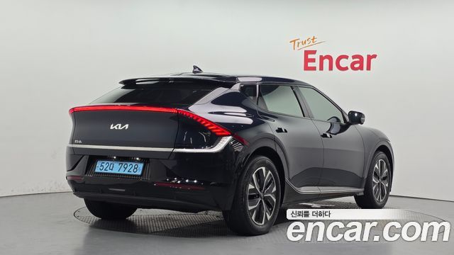 Kia EV6 Standard Earth 2023 — фото 2
