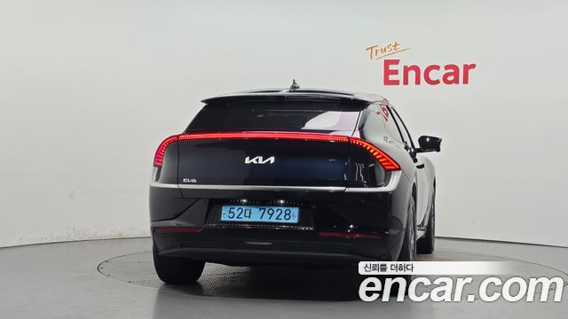Kia EV6 Standard Earth 2023 — фото 4