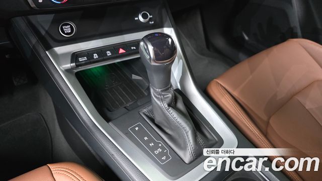 Audi Q3 (F3) 35 TDI Quattro Premium 2022 — фото 9