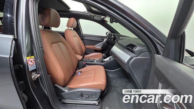 Audi Q3 (F3) 35 TDI Quattro Premium 2022 — фото 10