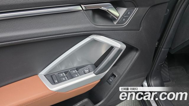 Audi Q3 (F3) 35 TDI Quattro Premium 2022 — фото 13