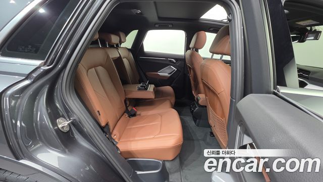 Audi Q3 (F3) 35 TDI Quattro Premium 2022 — фото 19