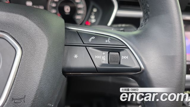 Audi Q3 (F3) 35 TDI Quattro Premium 2022 — фото 30