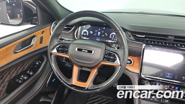 Jeep Grand Cherokee (WL) L 3.6 Summit Reserve 2021 — фото 16