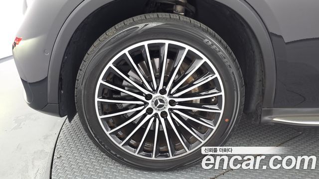 Mercedes-Benz GLC-Class (X254) GLC300 4MATIC AMG Line 2023 — фото 5