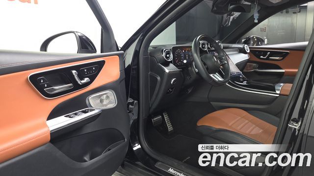 Mercedes-Benz GLC-Class (X254) GLC300 4MATIC AMG Line 2023 — фото 10