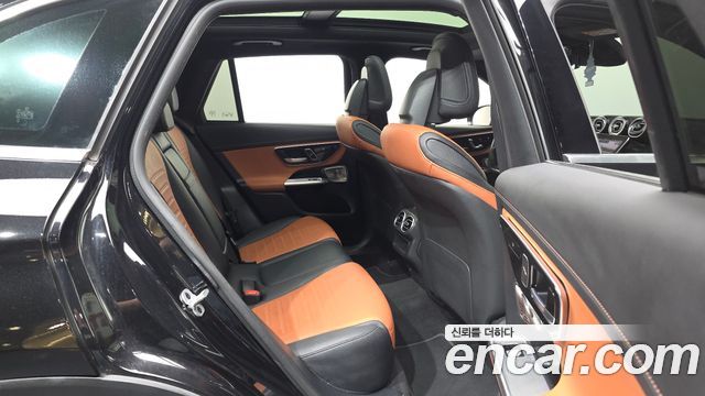 Mercedes-Benz GLC-Class (X254) GLC300 4MATIC AMG Line 2023 — фото 12