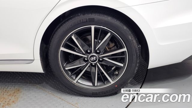 Hyundai Grandeur (IG) 2.5 Premium Choice 2021 — фото 21
