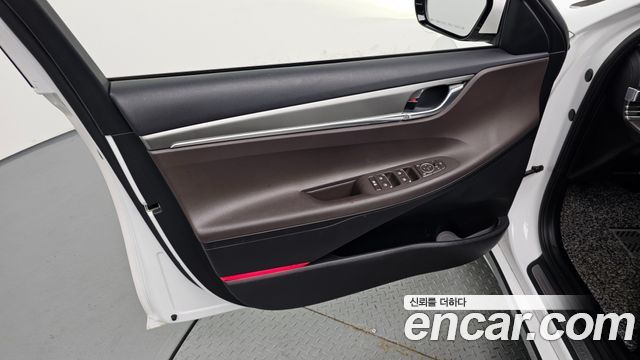 Hyundai Grandeur (IG) 2.5 Premium Choice 2021 — фото 24