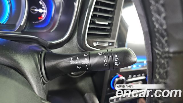 Renault Korea QM6 2.0 LPe RE Signature 2WD 2020 — фото 27