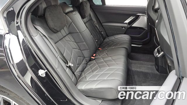 BMW 7 Series (G70) 740d xDrive M Sport 2024 — фото 11