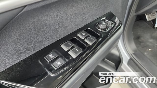 KG Mobility (SsangYong) Torres HEV 1.5 2WD T5 2026 — фото 27