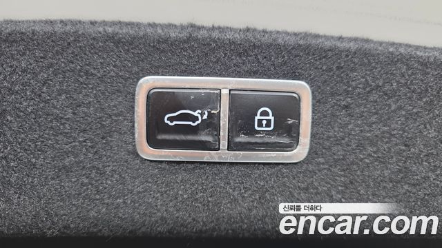 Genesis G80 (RG3) Gasoline 3.5 Turbo AWD 2024 — фото 17