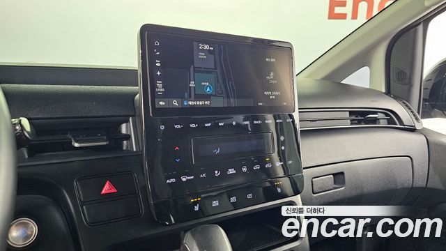 Hyundai Staria Tourer 11-Seater Modern 2023 — фото 13