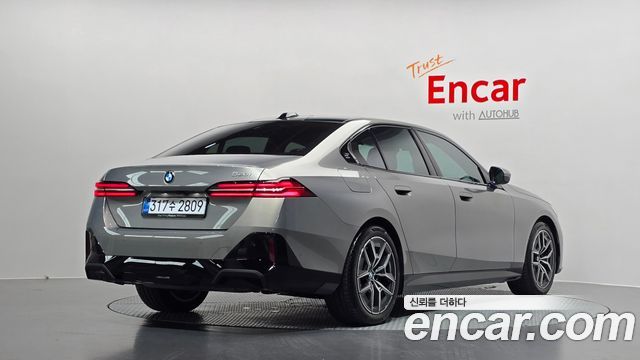 BMW 5 Series (G60) 520i M Sport 2026 — фото 2