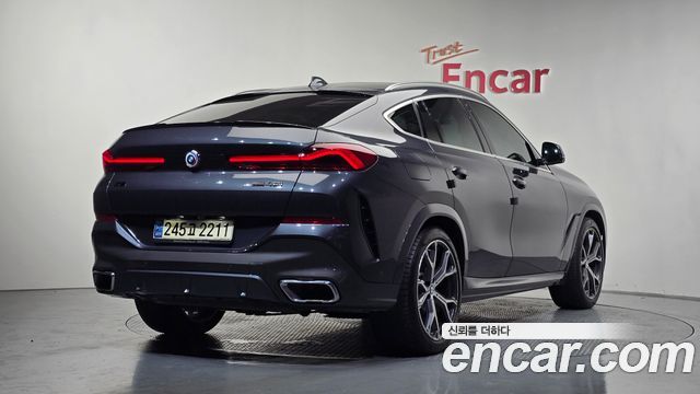 BMW X6 (G06) xDrive40i M Sport 2021 — фото 2