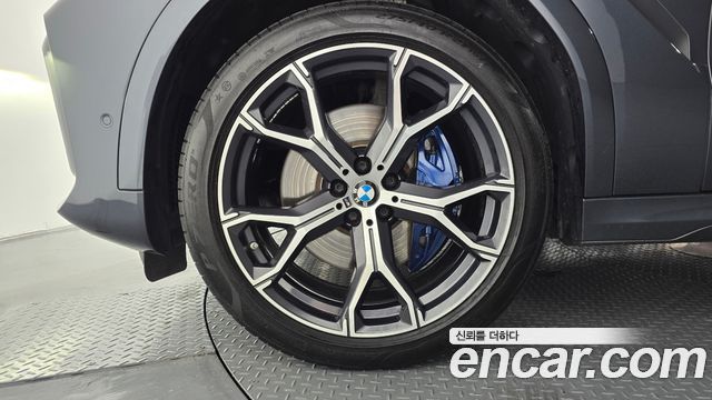 BMW X6 (G06) xDrive40i M Sport 2021 — фото 5