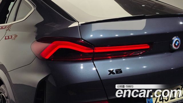BMW X6 (G06) xDrive40i M Sport 2021 — фото 23