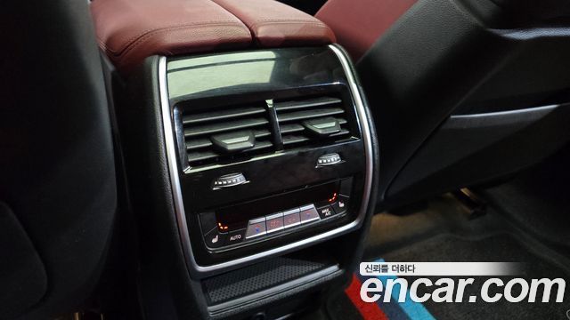 BMW X6 (G06) xDrive40i M Sport 2021 — фото 30