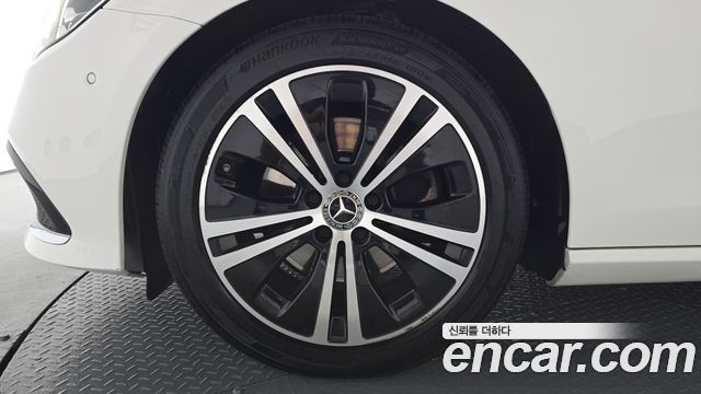 Mercedes-Benz E-Class (W213) E250 Avantgarde 2021 — фото 5