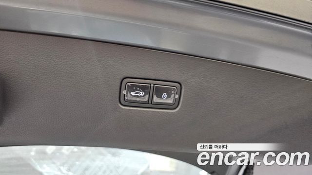 Genesis GV80 Coupe 3.5T e-S/C Gasoline AWD 2025 — фото 16