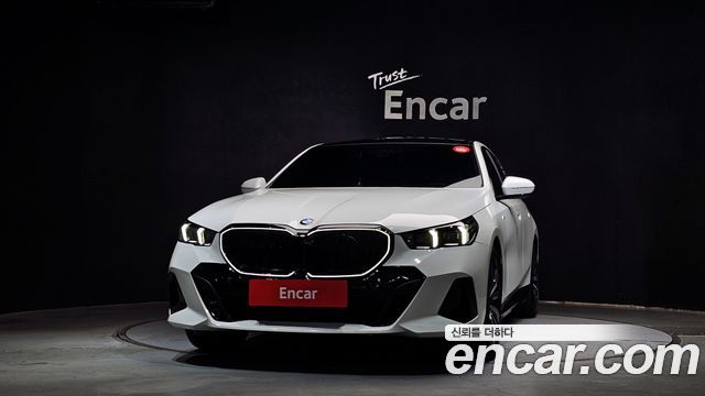 BMW 5 Series (G60) 530i xDrive M Sport Pro Special Edition 2025 — фото 3