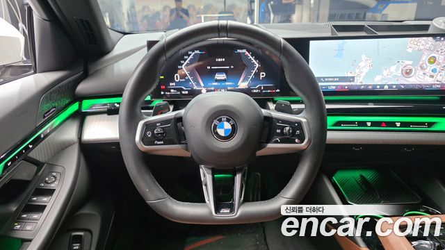 BMW 5 Series (G60) 530i xDrive M Sport Pro Special Edition 2025 — фото 17