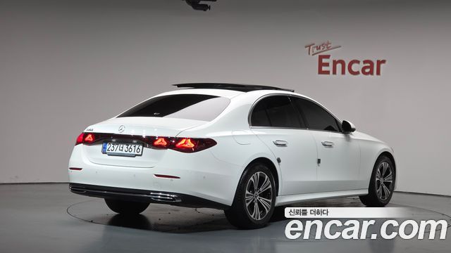 Mercedes-Benz E-Class (W214) E200 Avantgarde 2024 — фото 2