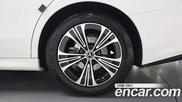 Mercedes-Benz E-Class (W214) E200 Avantgarde 2024 — фото 21