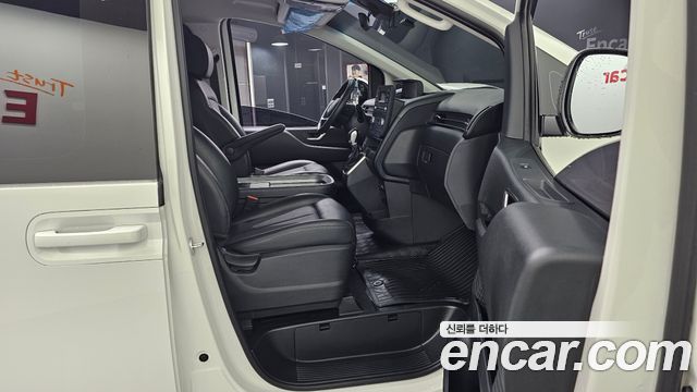 Hyundai Staria Cargo 5-Seater Modern 2022 — фото 11