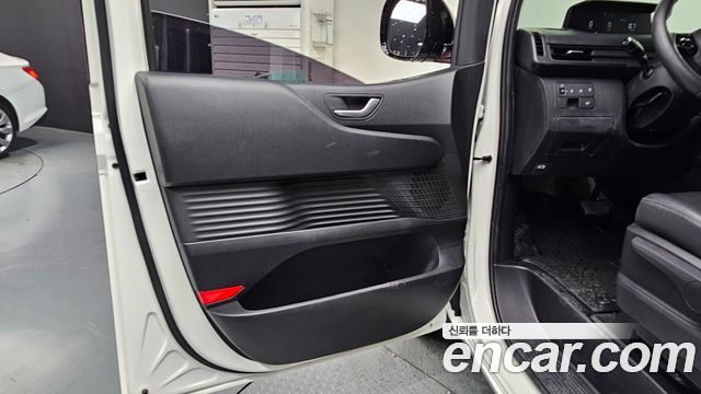 Hyundai Staria Cargo 5-Seater Modern 2022 — фото 24